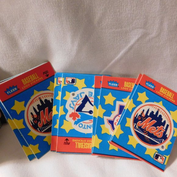 FLEER BASEBALL CLASSIC MINIATURES COMPLETE SET OF 120 CARDS and 18 STICKERS 1986 - Picture 6 of 6